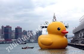 ขายปลีกส่งเป็ดยักษ์-ลอยน้ํา-rubber-duck-ของเล่นเป่าลมยักษ์-จ