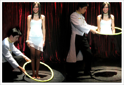 tuxedo-magic-show--pattaya